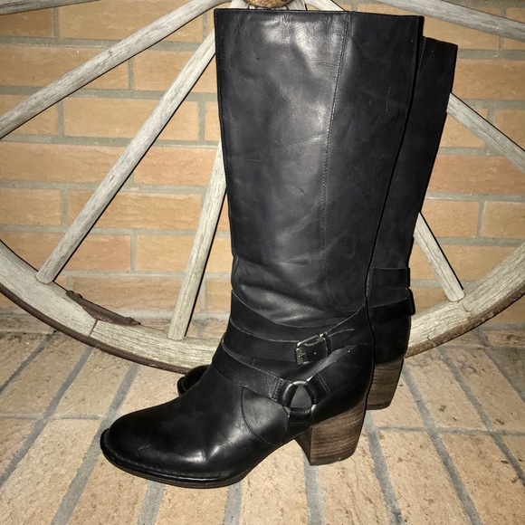 Naya Gazele Black Leather Boot - Picture 3 of 7